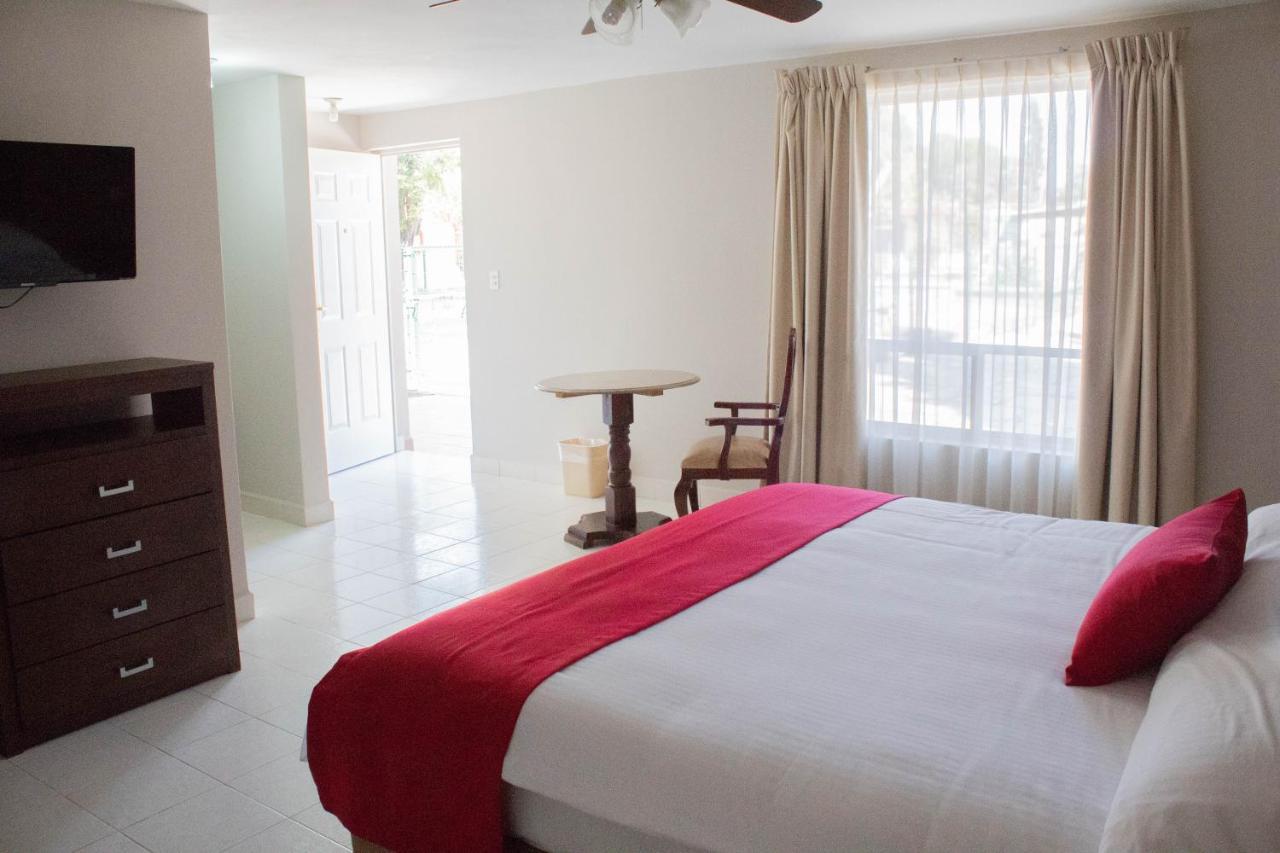 Hotel Huizache Saltillo Dış mekan fotoğraf
