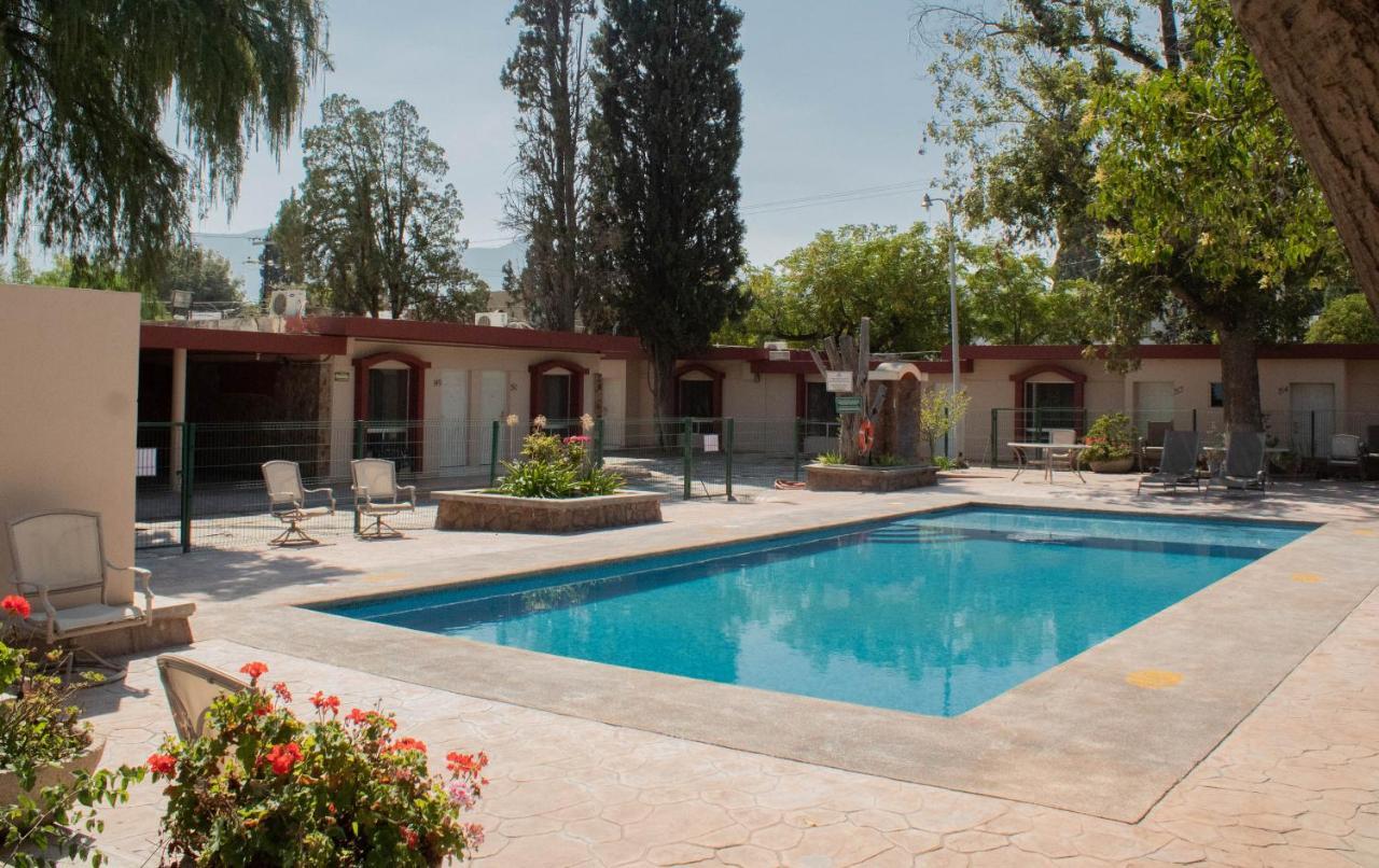 Hotel Huizache Saltillo Dış mekan fotoğraf