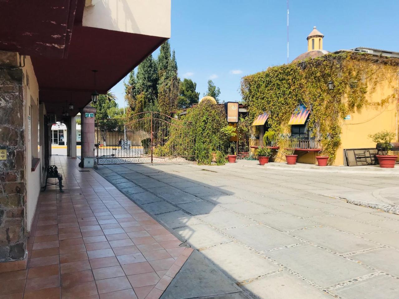 Hotel Huizache Saltillo Dış mekan fotoğraf